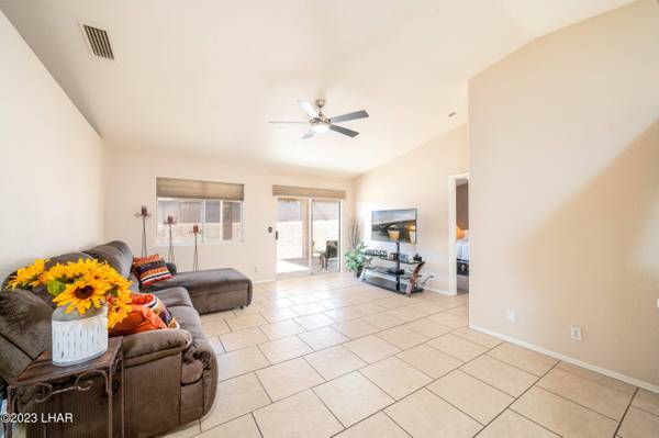 3901 Big Horn Dr, Lake Havasu City, AZ 86406