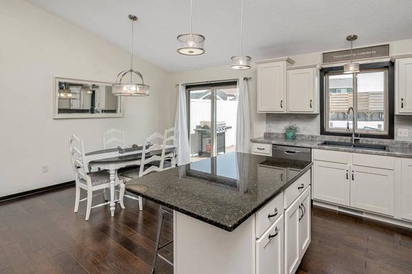 2204 Petersen DR NW, Stewartville, MN 55976