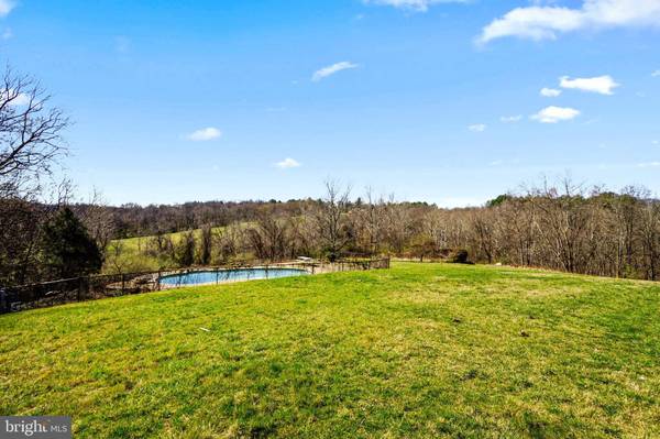 40278 HIDDENHEIGHTS LN, Lovettsville, VA 20180