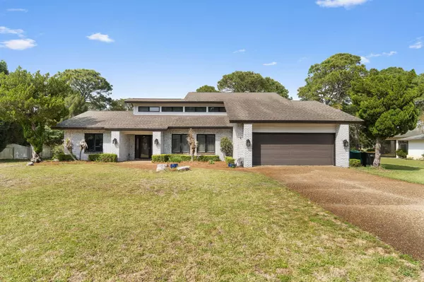 11 E Country Club Drive, Destin, FL 32541