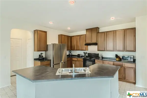 609 Dandelion ST, Lockhart, TX 78644