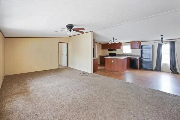 20507 Castle Point LN, Crosby, TX 77532