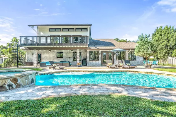 11 E Country Club Drive, Destin, FL 32541