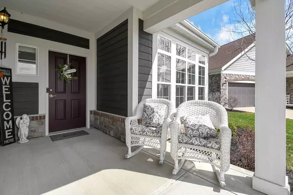 8072 Scenic Pass Way, Lewis Center, OH 43035