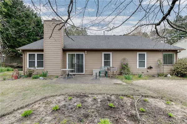 1815 Great Water LN, Lawrenceville, GA 30043