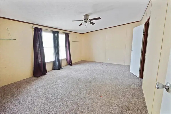 20507 Castle Point LN, Crosby, TX 77532