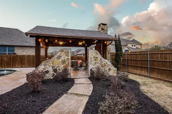 2020 Laurel Valley Drive, Keller, TX 76248