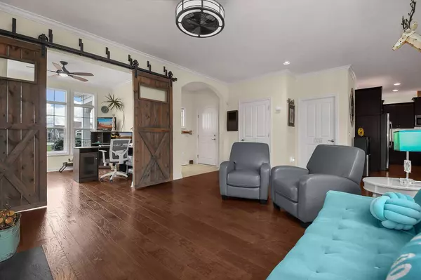 8072 Scenic Pass Way, Lewis Center, OH 43035