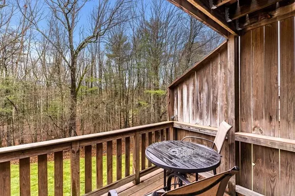 79 Pennacook Dr #79, Leominster, MA 01453