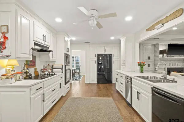 3140 Fareway Lane, Mt Pleasant, TX 75455