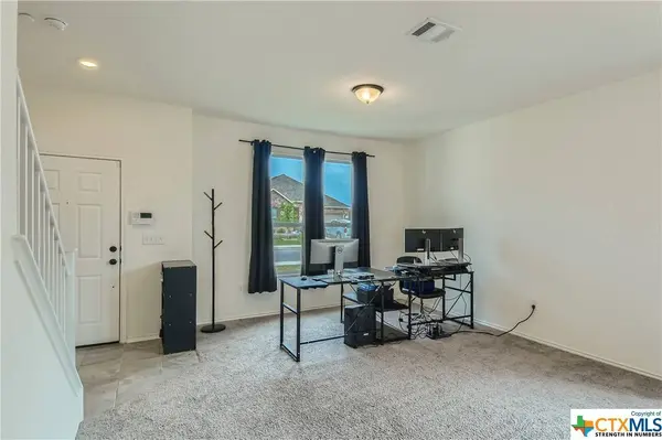 609 Dandelion ST, Lockhart, TX 78644