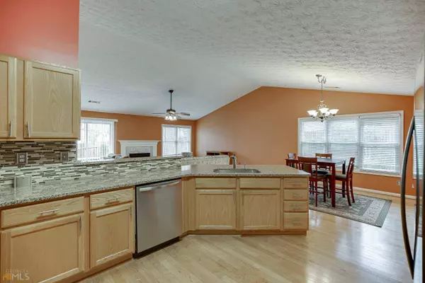 1815 Great Water LN, Lawrenceville, GA 30043