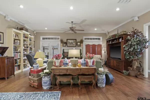 113 St Andrews Court, Mount Pleasant, TX 75455