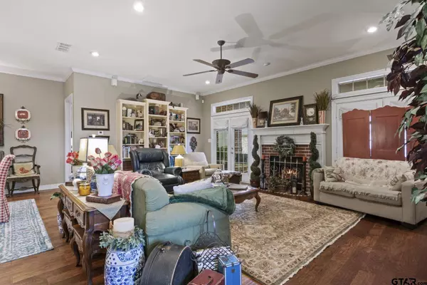 113 St Andrews Court, Mount Pleasant, TX 75455