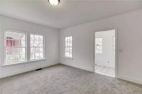 1215 Euclid AVE NE, Atlanta, GA 30307