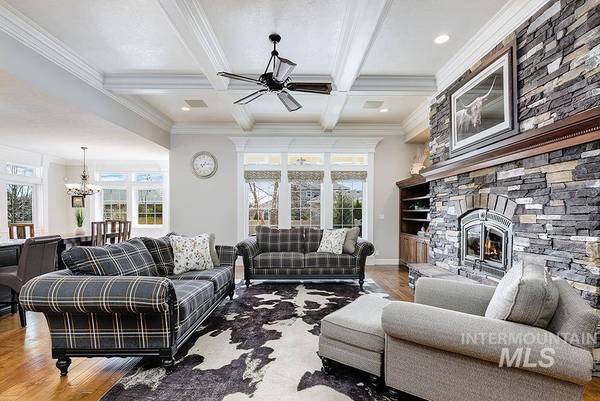 6335 W Braveheart St, Eagle, ID 83616