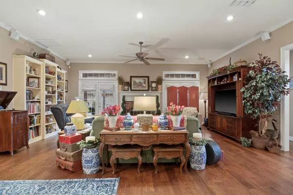 113 St Andrews Court, Mount Pleasant, TX 75455