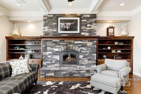 6335 W Braveheart St, Eagle, ID 83616