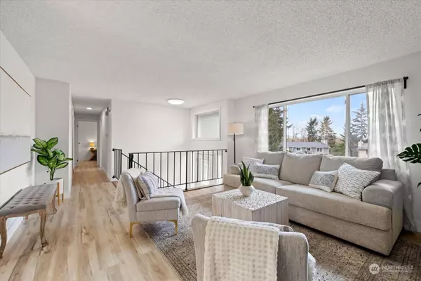 34422 30th AVE SW, Federal Way, WA 98023