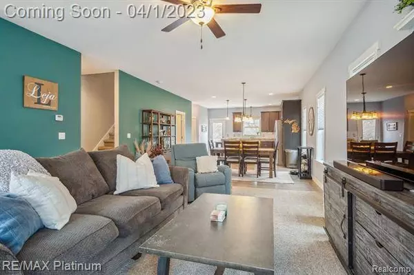 9232 REGENCY Boulevard, Pinckney, MI 48169