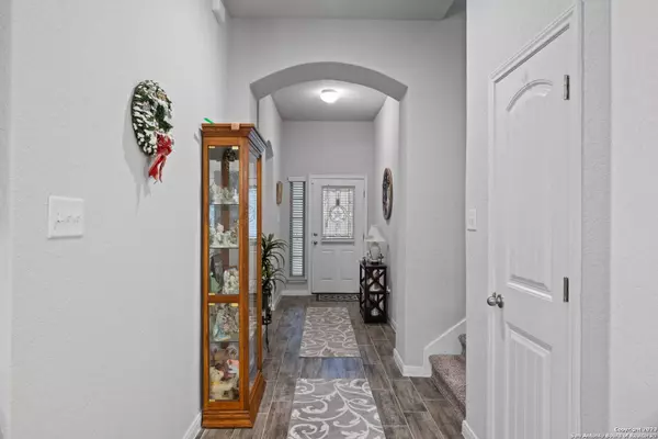 3109 DEER HOLLOW, New Braunfels, TX 78130-6847