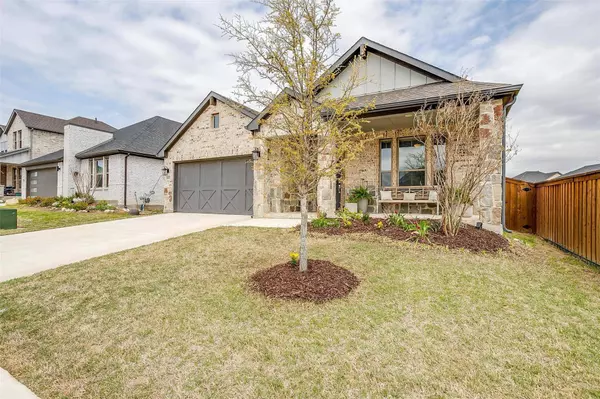 5669 Barco Road, Fort Worth, TX 76126