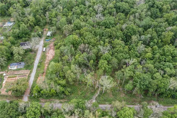 10639 WILLOW DR, New Orleans, LA 70131