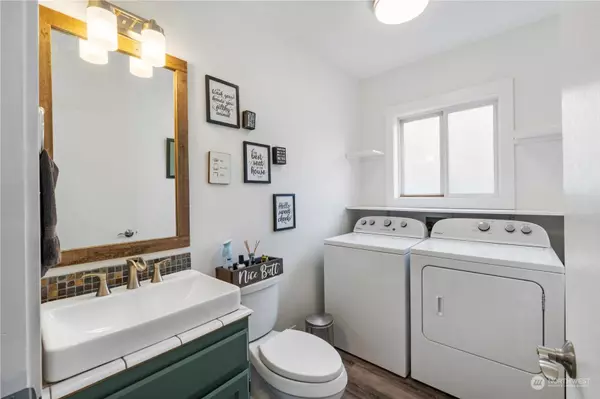 107 118th ST E, Tacoma, WA 98445