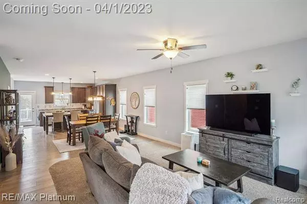 9232 REGENCY Boulevard, Pinckney, MI 48169