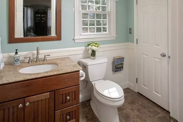 110 Fairways Edge Drive, Marshfield, MA 02050