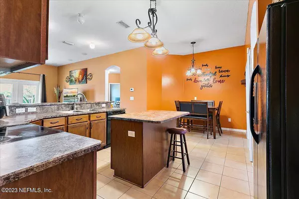 11751 RAINDROP RD, Jacksonville, FL 32219