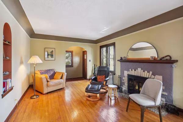 4011 Upton AVE N, Minneapolis, MN 55412