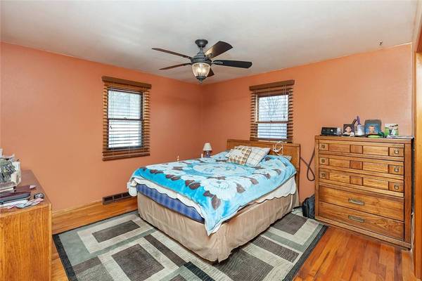 601 Sycamore Street, Cambridge, IA 50046