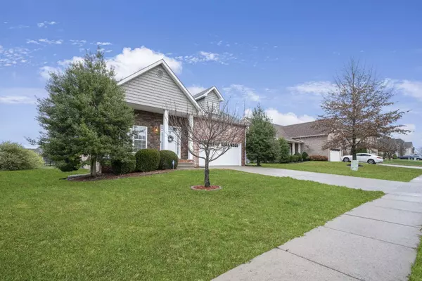 935 Willow Cir, Clarksville, TN 37043