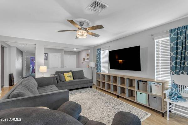 9507 E GREENHOUSE Road, Florence, AZ 85132