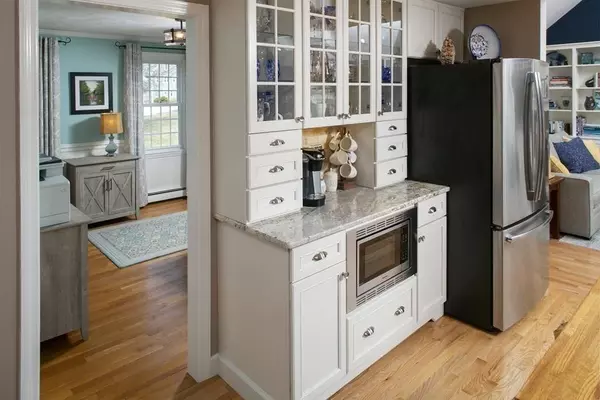 110 Fairways Edge Drive, Marshfield, MA 02050