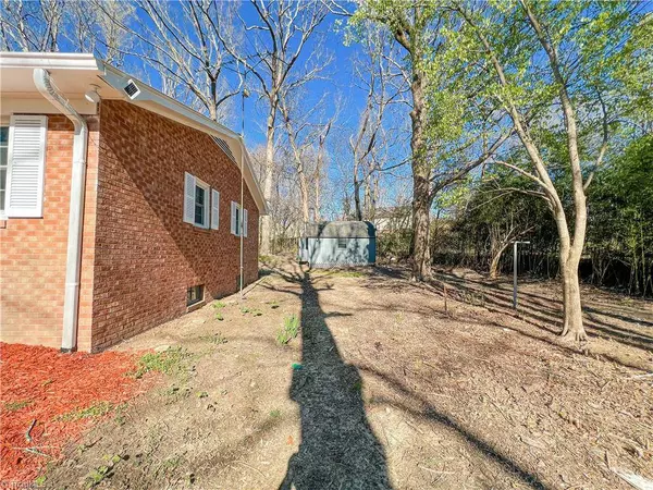 227 Myers DR, Thomasville, NC 27360