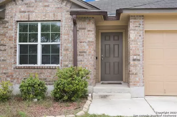 465 EASTERN PHOEBE, San Antonio, TX 78253-4463