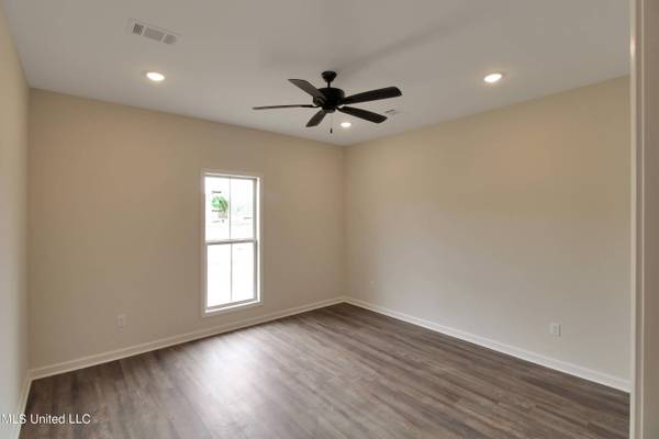 111 Serenity Lane, Pearl, MS 39208