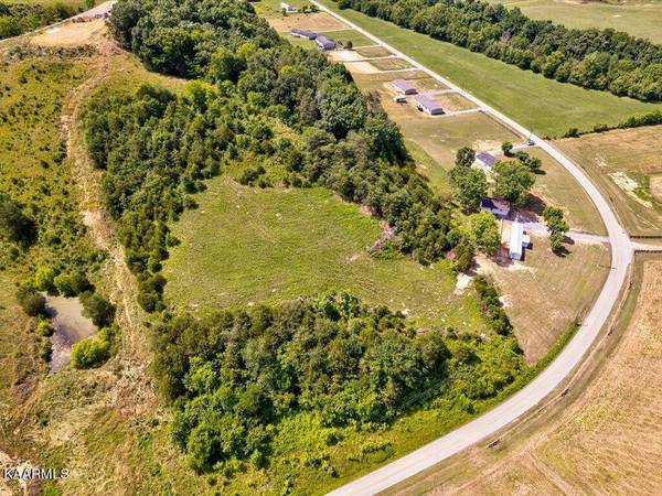 3205 Little Chuckey Rd, Mosheim, TN 37818