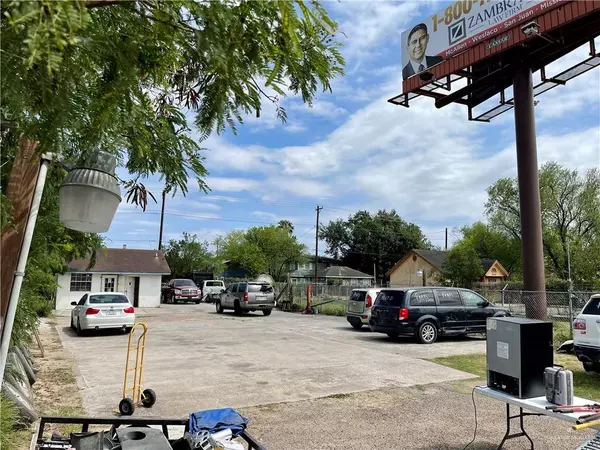 906 W Frontage, Alamo, TX 78516