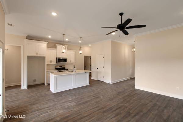 111 Serenity Lane, Pearl, MS 39208