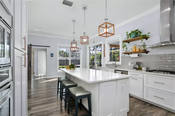 12310 GLENCLIFF CIR, Tampa, FL 33626