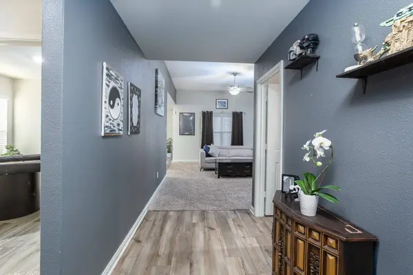 8209 Smokey Creek Pass Pass, Fort Worth, TX 76179