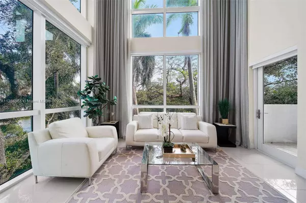 1861 NW South River #B08, Miami, FL 33125