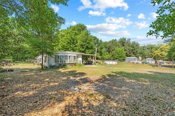 8151 HAMSTER DR, Zephyrhills, FL 33540