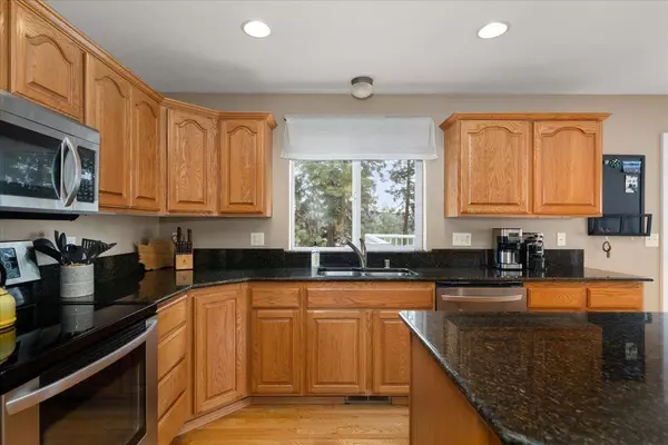 7115 S Shelby Ridge St, Spokane, WA 99224