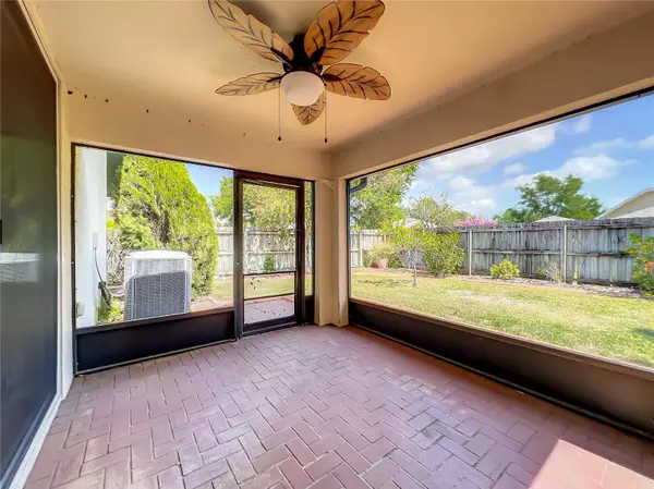 6711 SOMERSET GARDEN WAY, Apollo Beach, FL 33572