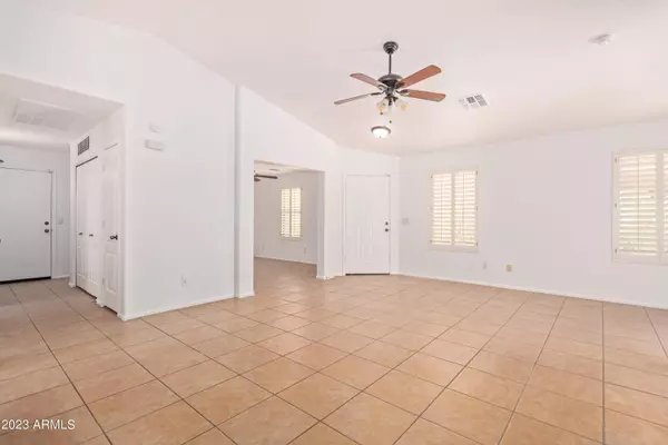 4227 E TANZANITE Lane, San Tan Valley, AZ 85143