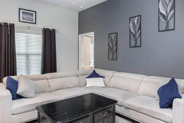 8209 Smokey Creek Pass Pass, Fort Worth, TX 76179